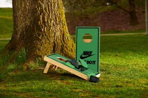 Cornhole-Set mit eigenem Design - Mini - Single Board Cornhole-Sets Wicked Wood Games